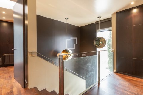 Villa till salu i Matadepera, Barcelona, Spanien 4 sovrum, 376 kvm. Nr. 150874 - foto 14