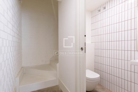 Apartamento en venta en Barcelona, España 2 dormitorios, 188 m2 No. 150880 - foto 26