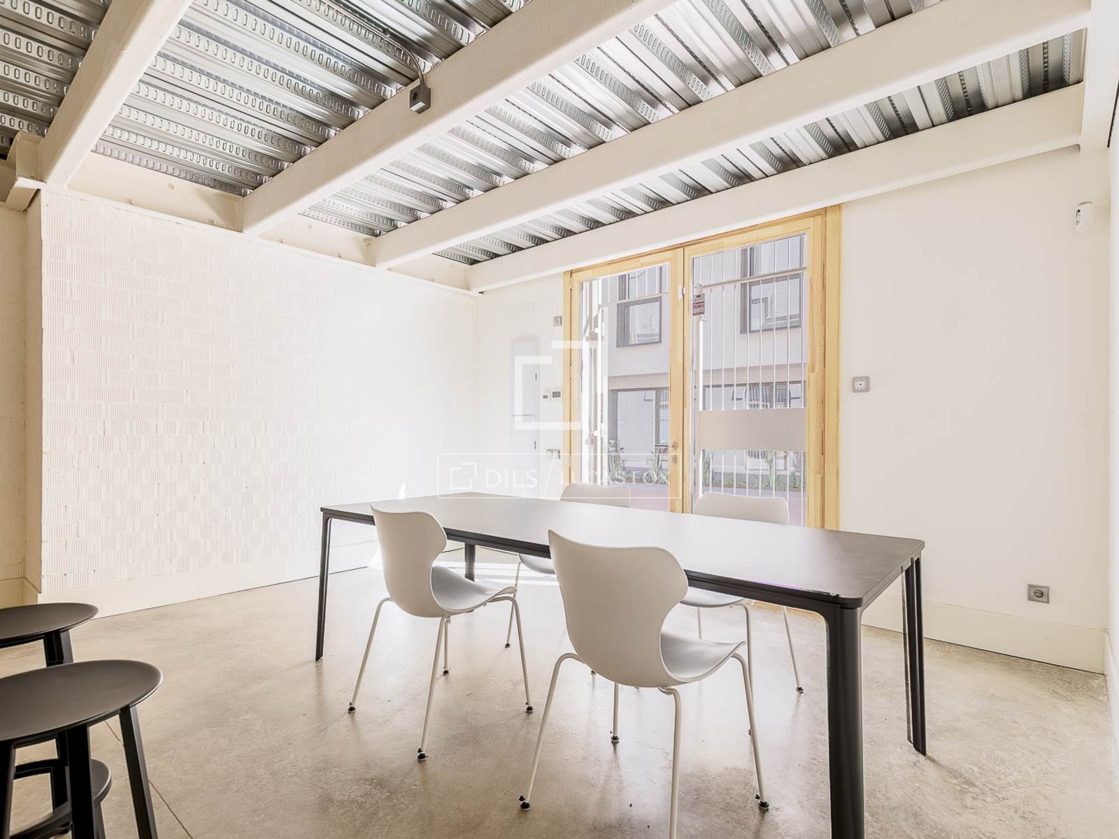 Apartamento en Barcelona, España 2 dormitorios, 188 m2 No. 150880