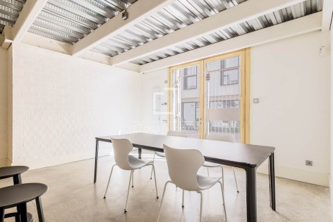 Apartamento en venta en Barcelona, España 2 dormitorios, 188 m2 No. 150880 - foto 18