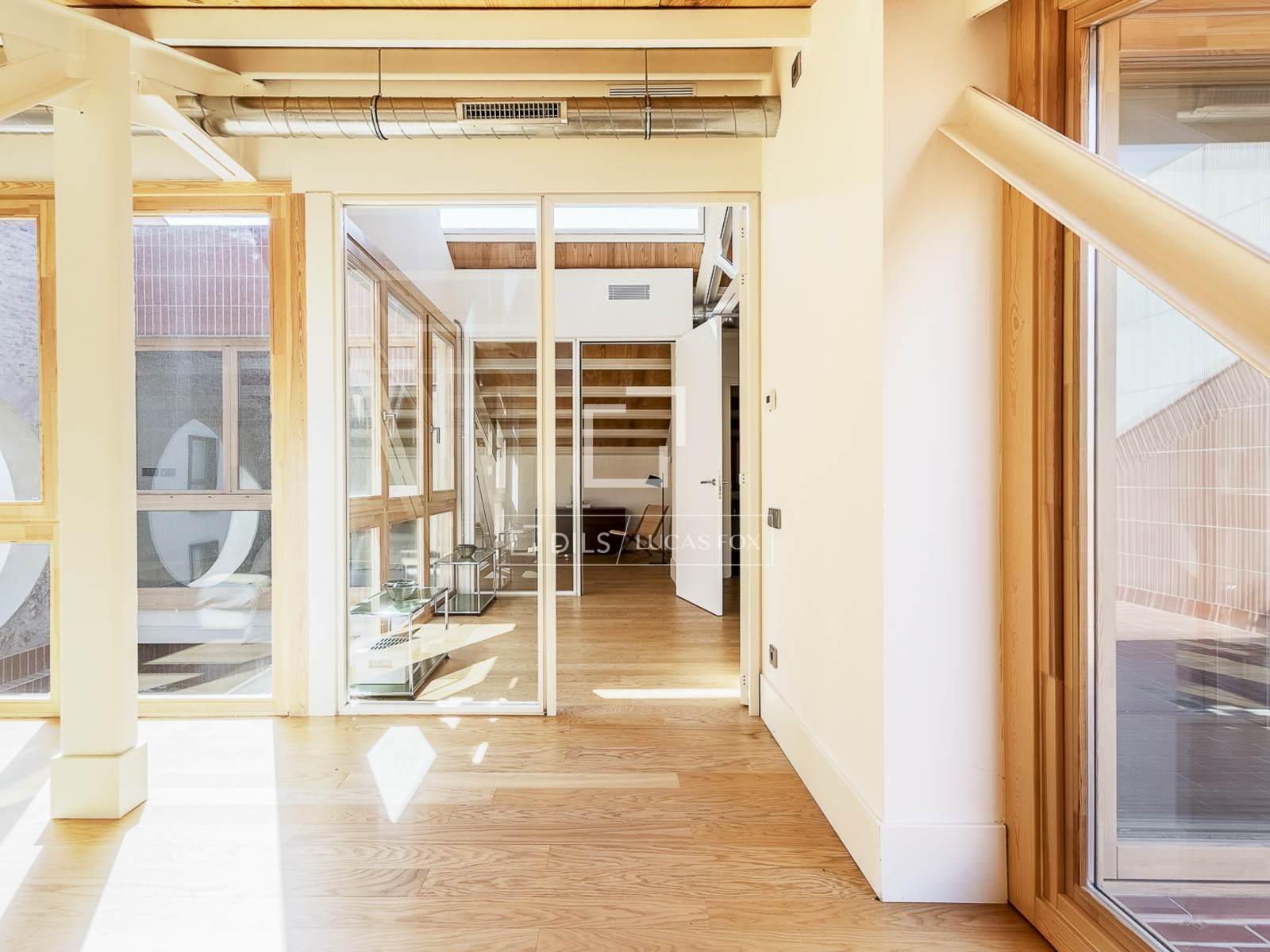 Apartamento en Barcelona, España 2 dormitorios, 188 m2 No. 150880