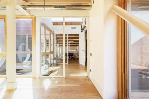 Apartamento en venta en Barcelona, España 2 dormitorios, 188 m2 No. 150880 - foto 27