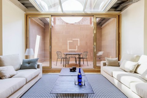 Wohnung in Barcelona, Spanien 2 Schlafzimmer, 188 m2 Nr. 150880