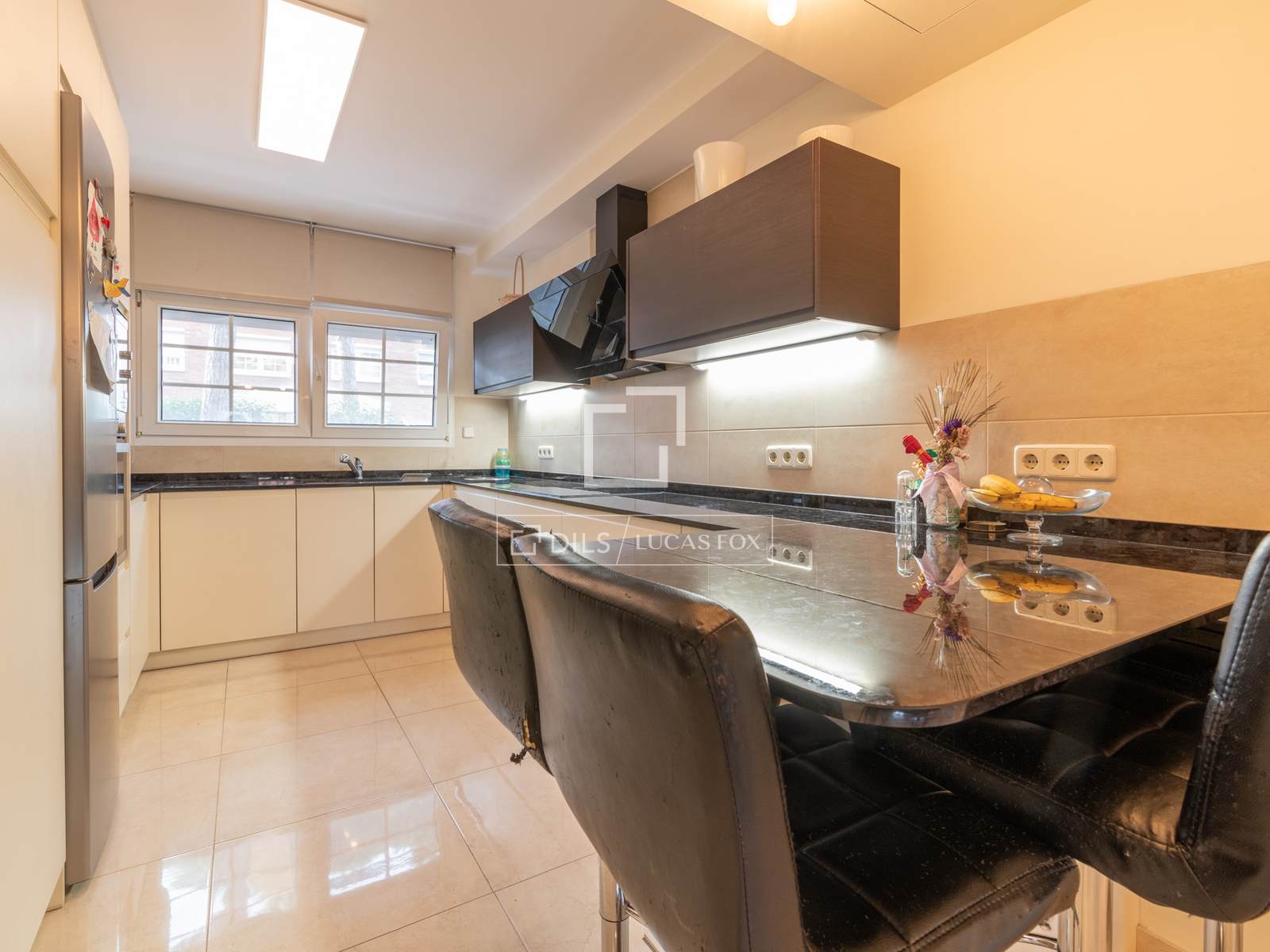 Huvila Gava, Barcelona, Espanja 5 makuuhuonetta, 292 m2 No. 150878