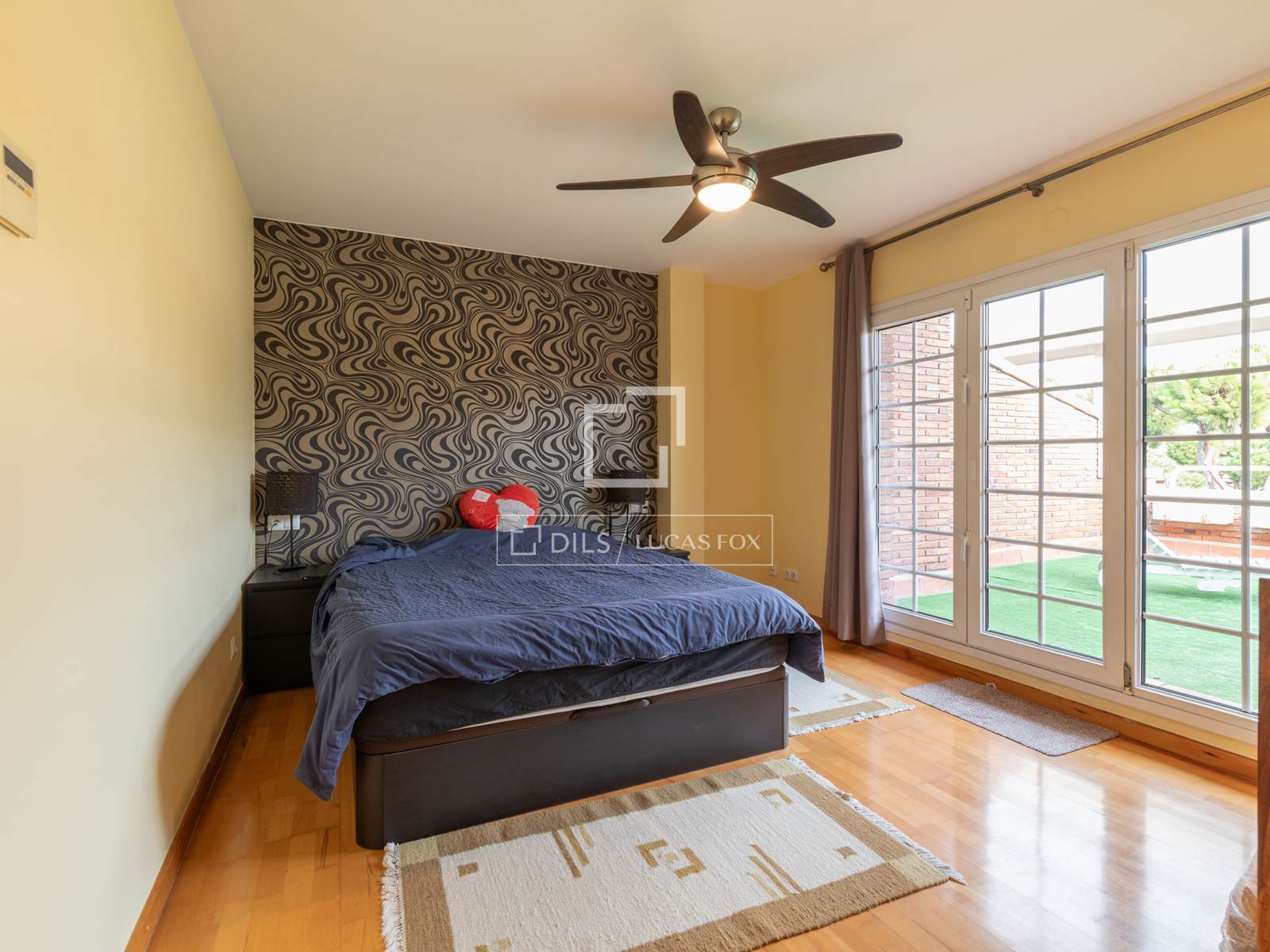 Huvila Gava, Barcelona, Espanja 5 makuuhuonetta, 292 m2 No. 150878