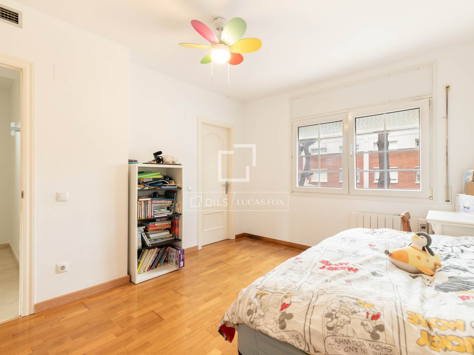 Huvila Gava, Barcelona, Espanja 5 makuuhuonetta, 292 m2 No. 150878