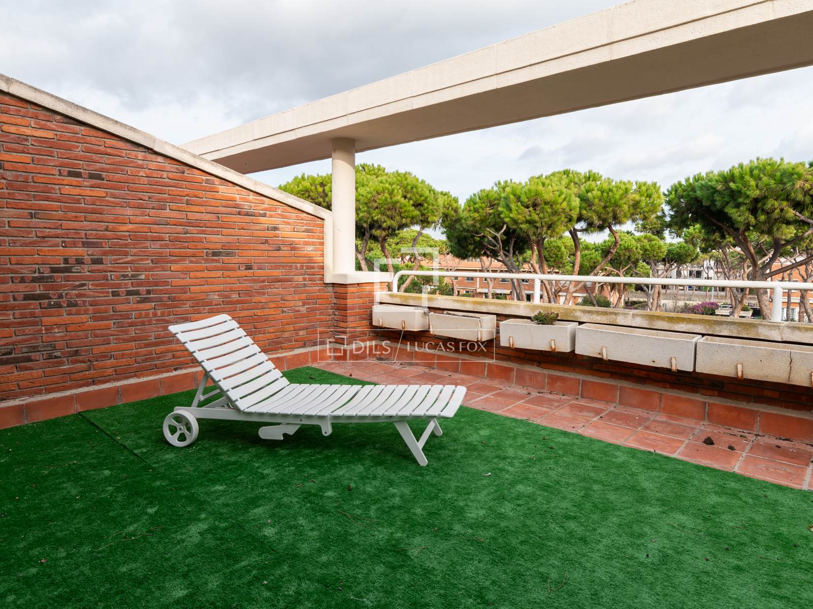 Huvila Gava, Barcelona, Espanja 5 makuuhuonetta, 292 m2 No. 150878