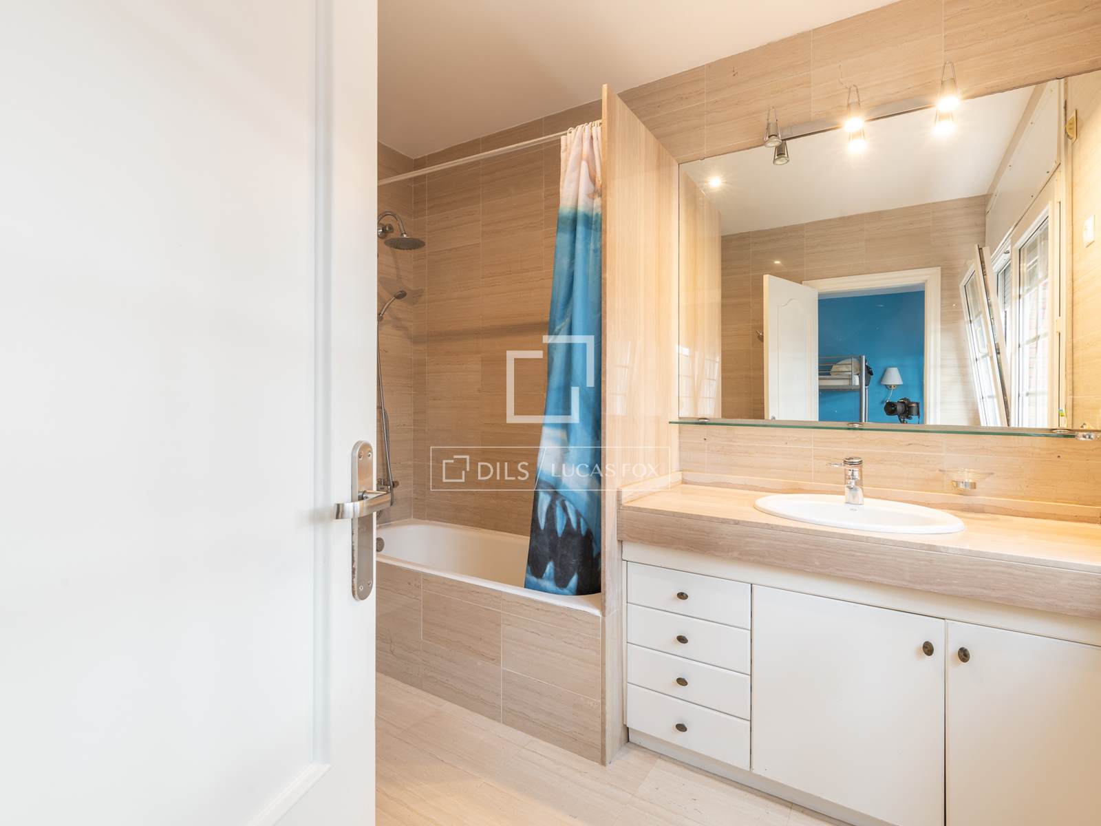 Huvila Gava, Barcelona, Espanja 5 makuuhuonetta, 292 m2 No. 150878