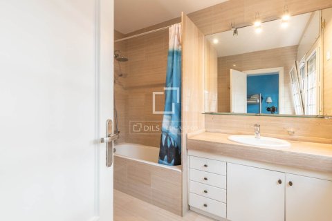 Villa in vendita a Gava, Barcelona, Spagna 5 camere da letto, 292 mq. N° 150878 - foto 16