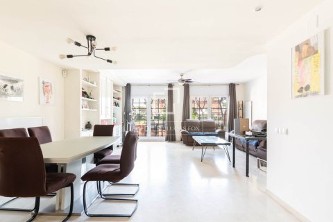 Villa in vendita a Gava, Barcelona, Spagna 5 camere da letto, 292 mq. N° 150878 - foto 1