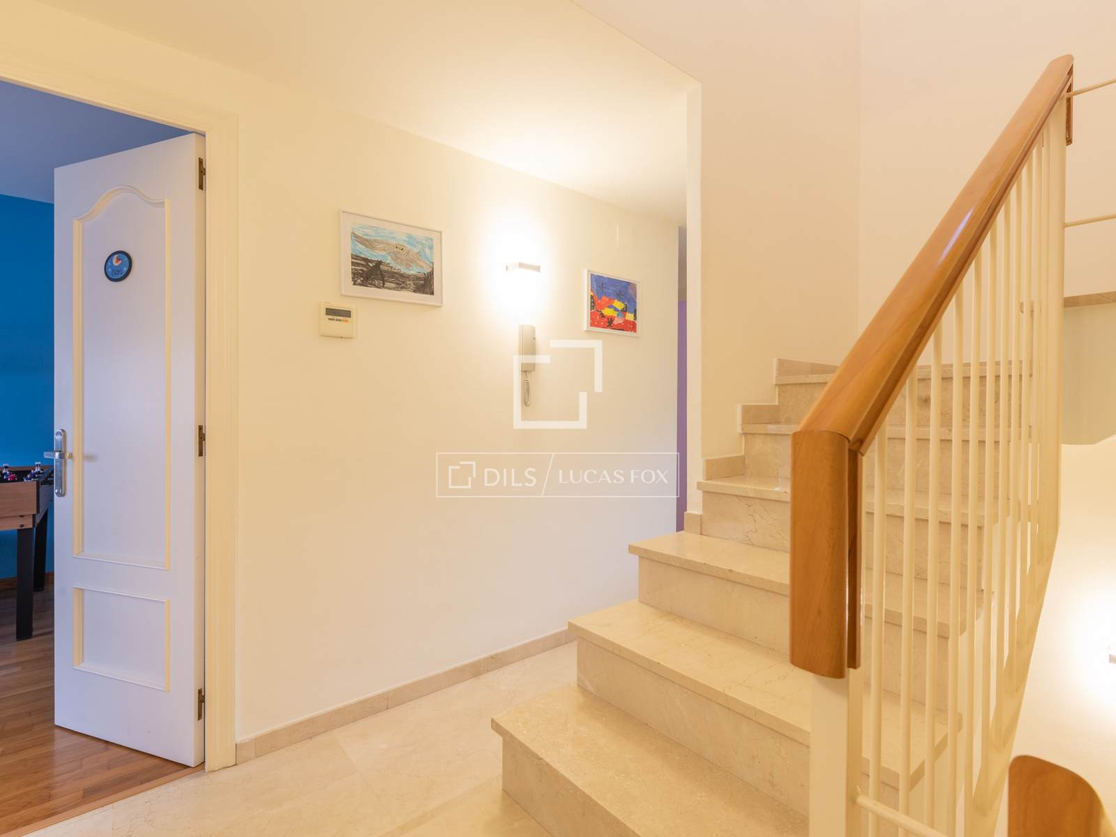 Huvila Gava, Barcelona, Espanja 5 makuuhuonetta, 292 m2 No. 150878