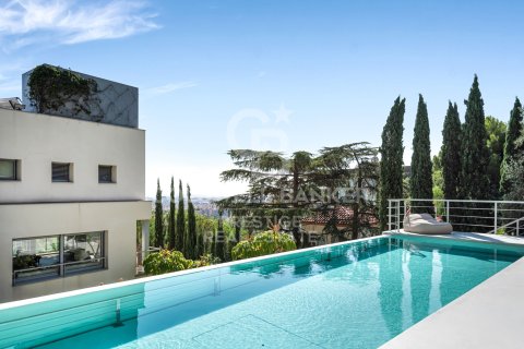 House in Barcelona, Spain 6 bedrooms, 730 sq.m. No. 160390