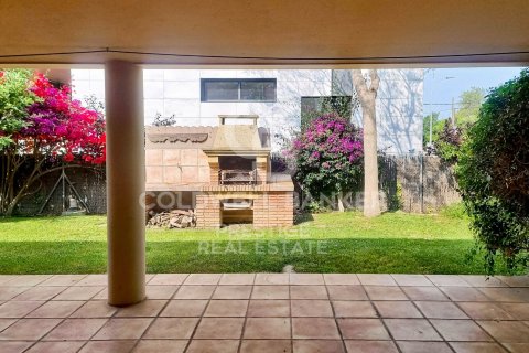 Dom w Esplugues de Llobregat, Barcelona, Hiszpania 5 sypialni, 465 mkw. nr 160392 – zdjęcie 13