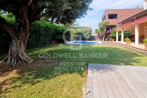 Продажа дома в Эсплугес-де-Льобрегат, Барселона, Испания 5 спален, 465м2 №160392 - фото 20