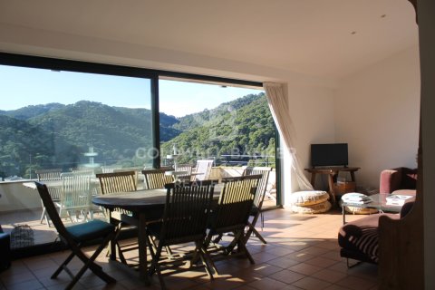 House for sale in Begur, Girona, Spain 5 bedrooms, 165 sq.m. No. 160391 - photo 2