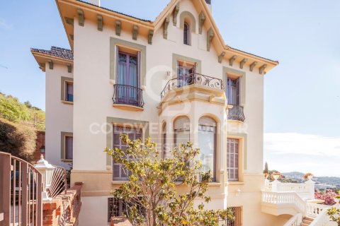 House à vendre à Barcelona, Espagne, 6 chambres, 1150 m2 No. 160395 - photo 3