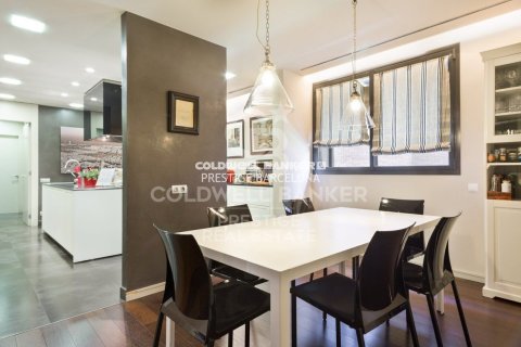 Huoneisto myytävänä Barcelona, Espanja, 5 makuuhuonetta, 500 m2 No. 160396 - kuva 11