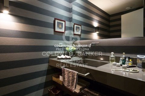 Huoneisto myytävänä Barcelona, Espanja, 5 makuuhuonetta, 500 m2 No. 160396 - kuva 21