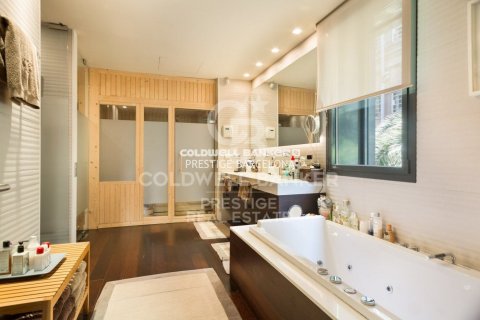 Huoneisto myytävänä Barcelona, Espanja, 5 makuuhuonetta, 500 m2 No. 160396 - kuva 18