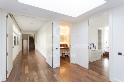 Сasa en venta en Barcelona, España 7 dormitorios, 900 m2 No. 160394 - foto 19