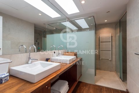 Сasa en venta en Barcelona, España 7 dormitorios, 900 m2 No. 160394 - foto 27
