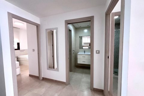 Huoneisto myytävänä Cabo Roig, Alicante, Espanja, 2 makuuhuonetta, 84 m2 No. 180141 - kuva 28