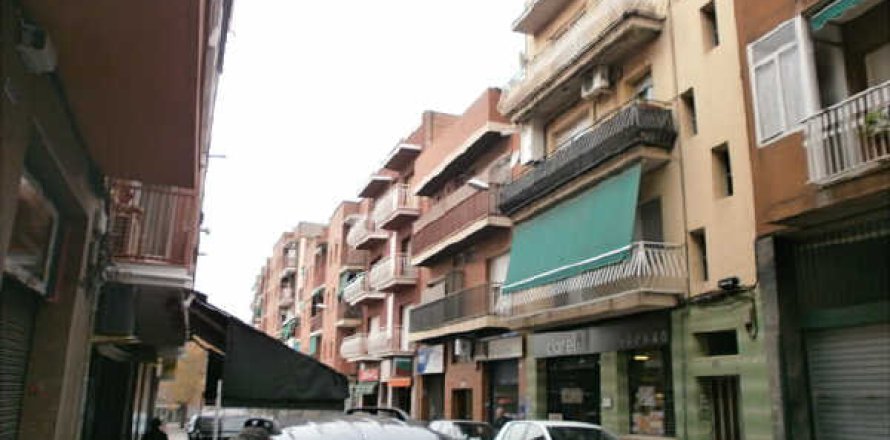 Apartament w Sabadell, Barcelona, Hiszpania 2 sypialnie, 118 mkw. nr 191163