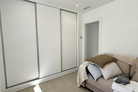 Продажа виллы в Бенихофар, Аликанте, Испания 3 спальни, 120м2 №164474 - фото 28