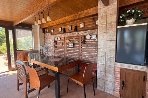 Huvila myytävänä Torrevieja, Alicante, Espanja, 7 makuuhuonetta, 217 m2 No. 164477 - kuva 5