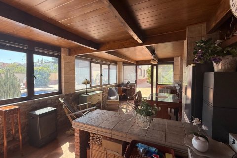 Huvila myytävänä Torrevieja, Alicante, Espanja, 7 makuuhuonetta, 217 m2 No. 164477 - kuva 4