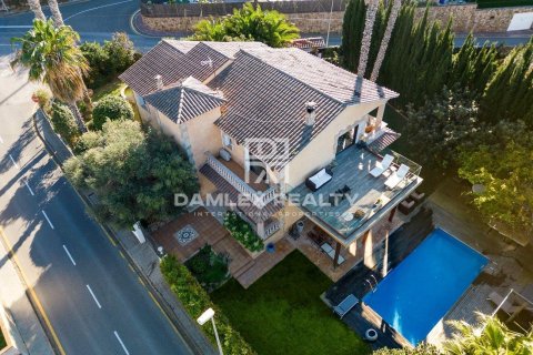 Willa w Lloret de Mar, Girona, Hiszpania 4 sypialnie, 466 mkw. nr 176828
