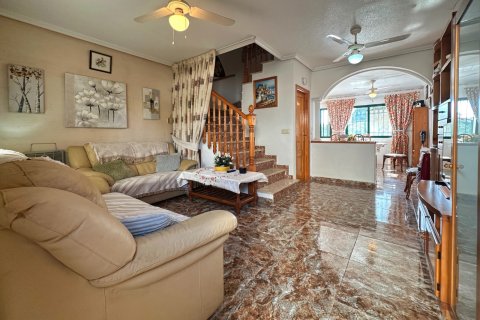 Townhouse for sale in Alicante, Spain 3 bedrooms, 101 sq.m. No. 163122 - photo 7