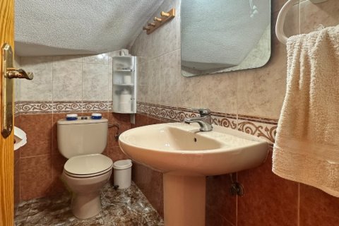 Townhouse for sale in Alicante, Spain 3 bedrooms, 101 sq.m. No. 163122 - photo 10