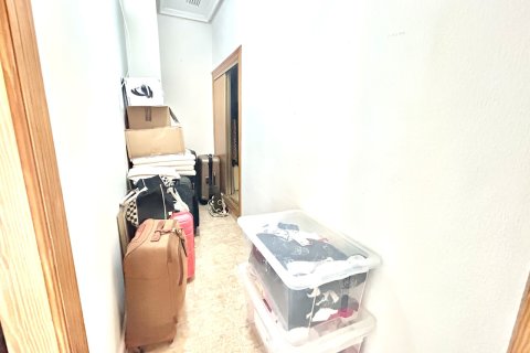 Villa till salu i Catral, Alicante, Spanien 4 sovrum, 540 kvm. Nr. 163121 - foto 17