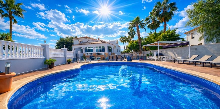 Villa i Catral, Alicante, Spanien 4 sovrum, 540 kvm. Nr. 163121