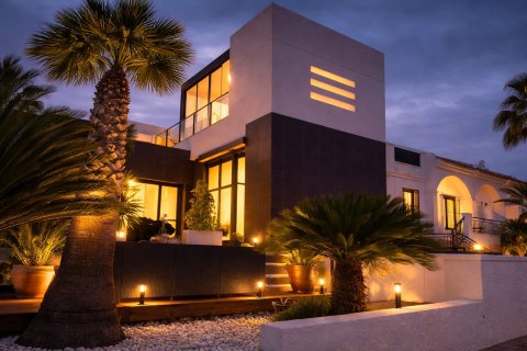 Villa a Alicante, Spagna 2 camere da letto, 98 mq. N° 163120