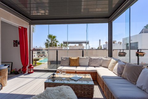 Villa zum Verkauf in Alicante, Spanien 2 Schlafzimmer, 98 m2 Nr. 163120 - Foto 21