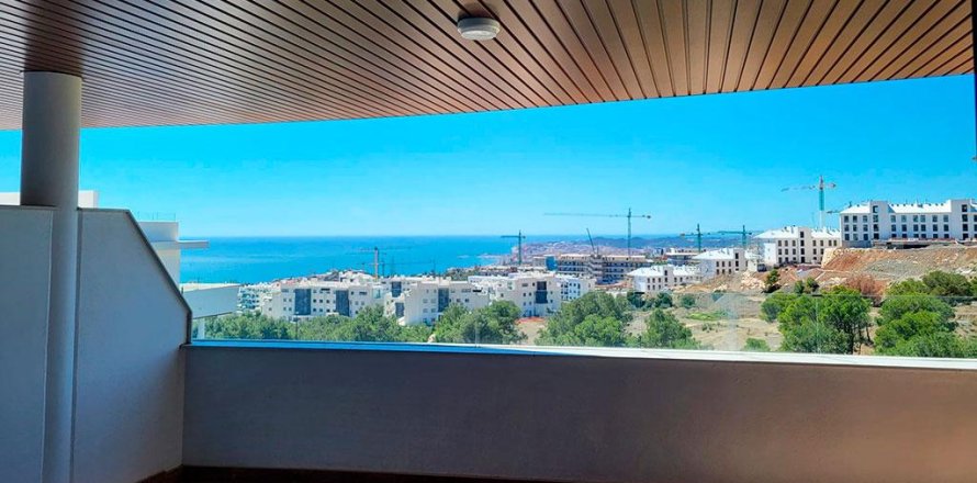 Apartment à Fuengirola, Malaga, Espagne 2 chambres, 86 m2 No. 144504