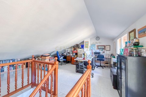 House à vendre à Teia, Barcelona, Espagne, 4 chambres, 235 m2 No. 167074 - photo 21