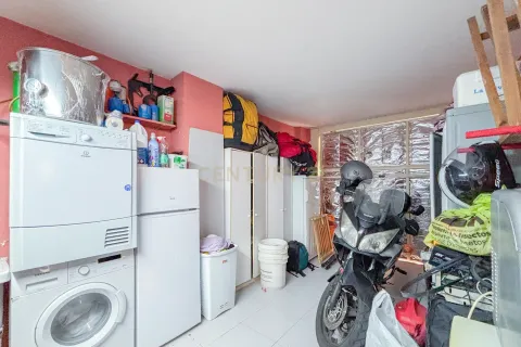 House à vendre à Teia, Barcelona, Espagne, 4 chambres, 235 m2 No. 167074 - photo 10