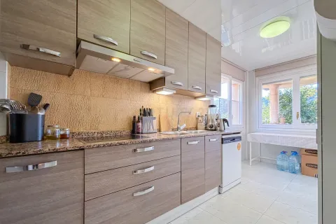 House à vendre à Teia, Barcelona, Espagne, 4 chambres, 235 m2 No. 167074 - photo 2