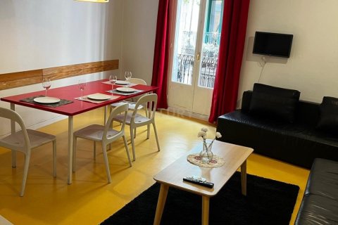 Apartment for sale in Barcelona, Spain 5 bedrooms, 186 sq.m. No. 167072 - photo 28