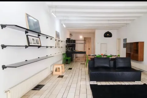 Apartment for sale in Barcelona, Spain 5 bedrooms, 186 sq.m. No. 167072 - photo 2