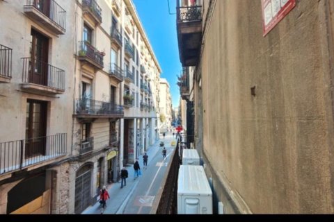 Apartment for sale in Barcelona, Spain 5 bedrooms, 186 sq.m. No. 167072 - photo 25