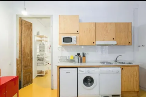 Apartment for sale in Barcelona, Spain 5 bedrooms, 186 sq.m. No. 167072 - photo 8
