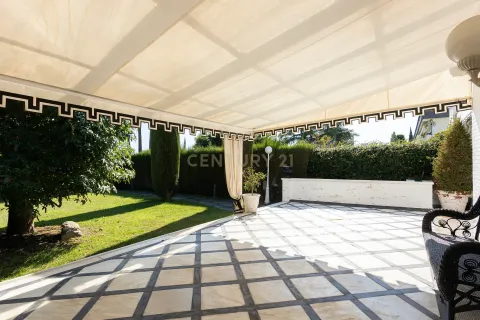 House for sale in Barcelona, Spain 6 bedrooms, 695 sq.m. No. 167073 - photo 17