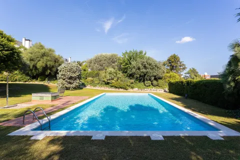 House for sale in Barcelona, Spain 6 bedrooms, 695 sq.m. No. 167073 - photo 12