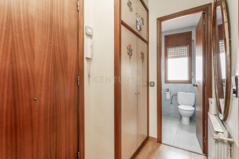 Liikekiinteistö myytävänä Martorell, Barcelona, Espanja, 4 makuuhuonetta, 259 m2 No. 167075 - kuva 26