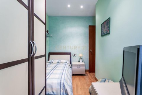 Liikekiinteistö myytävänä Martorell, Barcelona, Espanja, 4 makuuhuonetta, 259 m2 No. 167075 - kuva 23