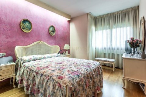 Liikekiinteistö myytävänä Martorell, Barcelona, Espanja, 4 makuuhuonetta, 259 m2 No. 167075 - kuva 18
